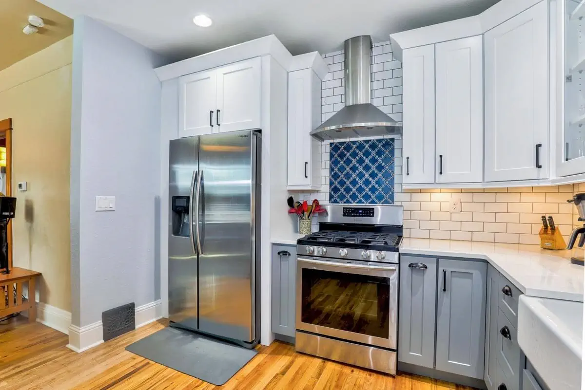 white brown modern kitchen