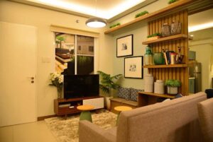 Fully Furnished or Unfurnished? The Pros and Cons of Condo Units