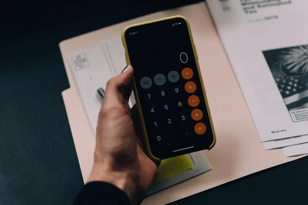 5 Reasons to Use a Home Loan Calculator When Condo Investing