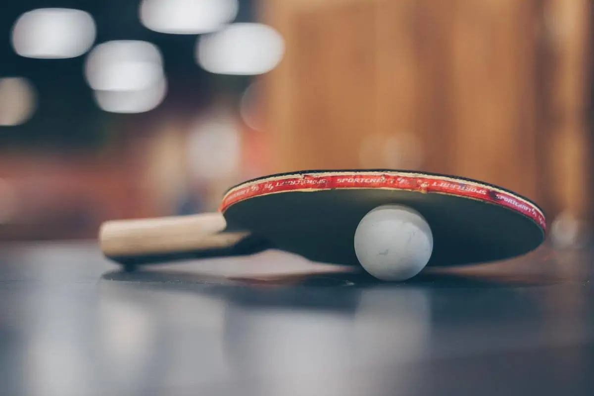 Table Tennis Ball and Ping-pong Racket