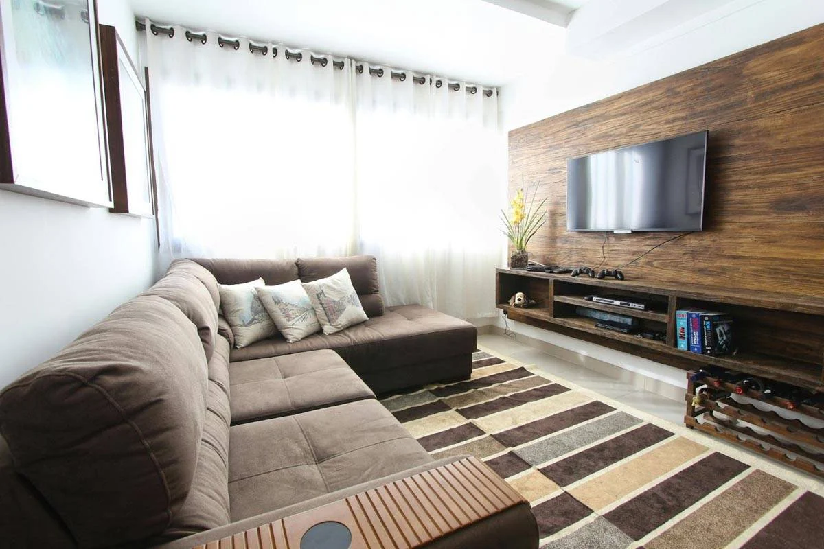 Fully Furnished vs. Bare: Choosing the Right Setup for Your Condo Rental