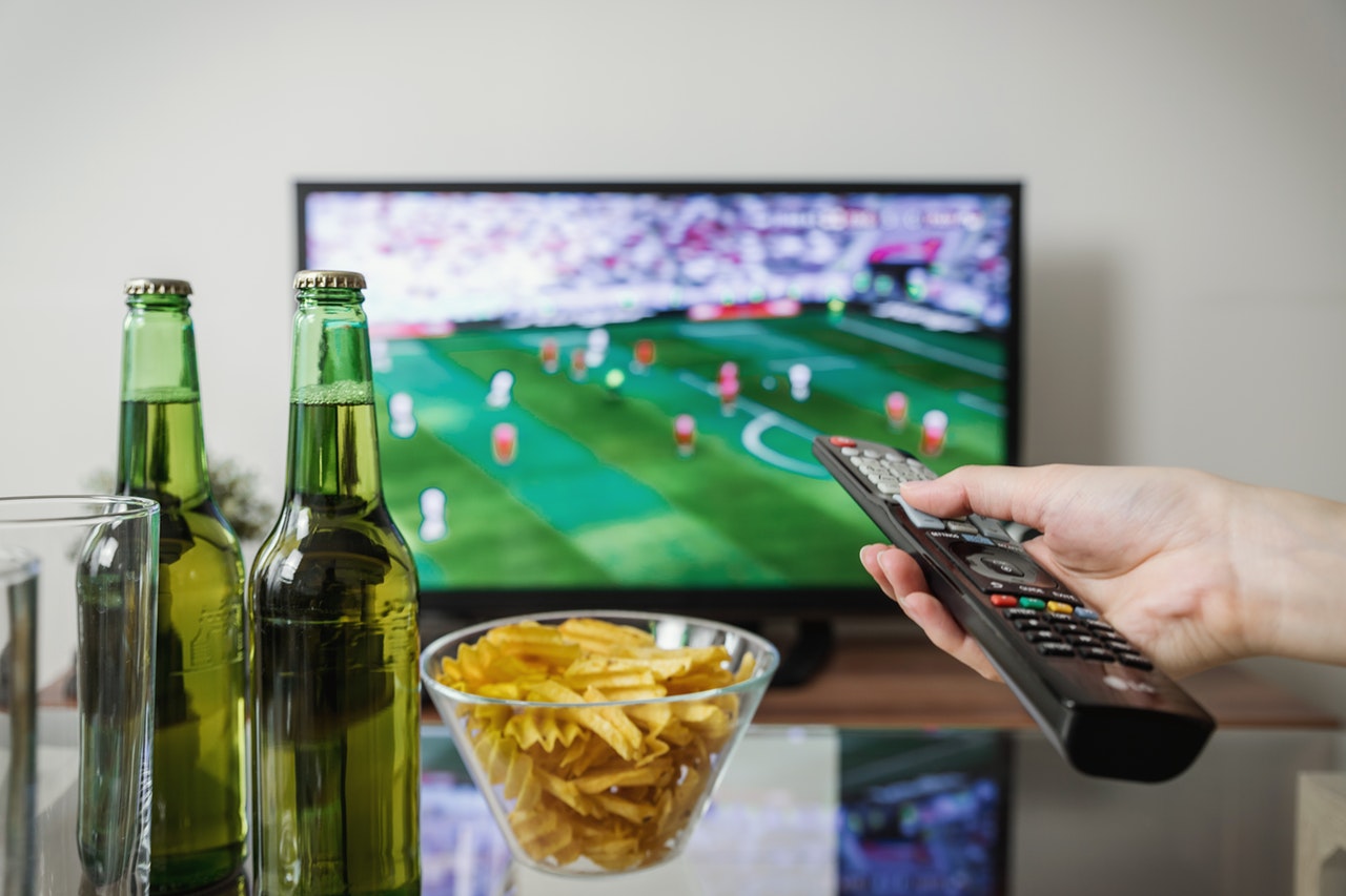 alcohol beer watching soccer