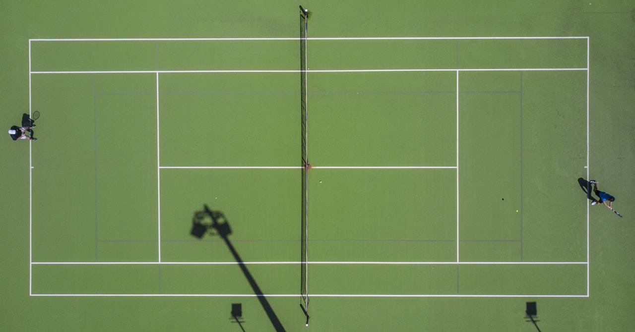 tennis court amenities